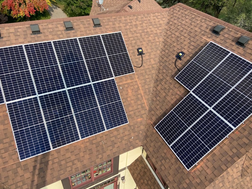 A Minnesota home with solar arrays on it's roof